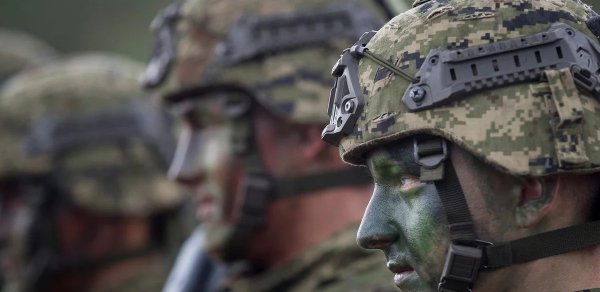 Daha bir NATO ölkəsi məcburi hərbi çağırışı bərpa edib