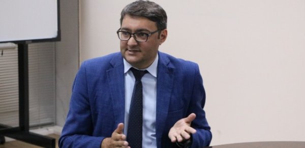 Əziz Əlibəyli vəzifəsindən ayrıldı