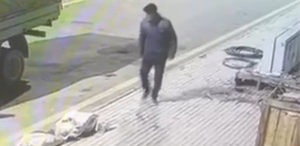 Qəzada ölən şəxsin yaxınları axtarılır - Əlində “Süleyman” yazılmış döymə var