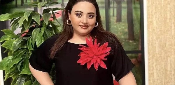 Müğənni Almaxanım jurnalist Əli Vəliyevə məhkəmədə uduzdu - ÜZR İSTƏYƏCƏK