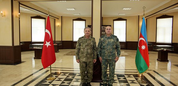 Türkiyə Ordusunun Quru Qoşunları komandanı Naxçıvana getdi - Fotolar