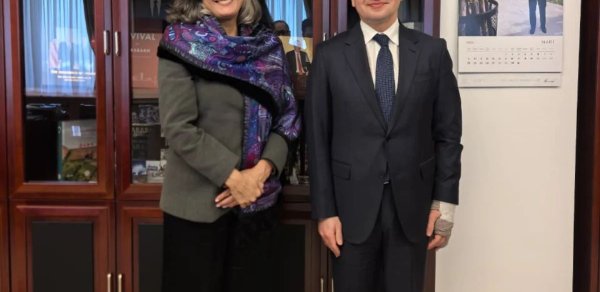 Anaklaudia Rossbax Hikmət Hacıyevlə WUF13-ə hazırlığı müzakirə edib