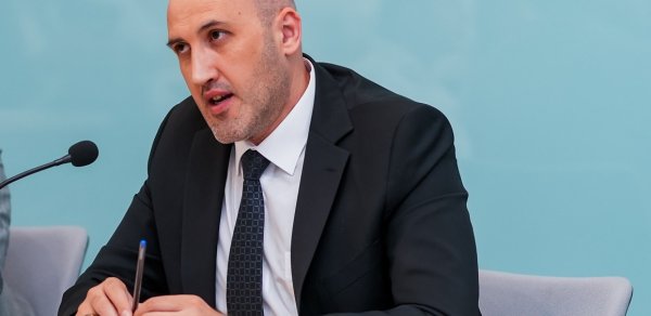 "Süni intellektlə şəxslərin saxta görüntülərinin yaradılması rəqəmsal terrordur" - Ekspert