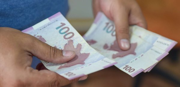 Ölkədə ən aşağı və ən yüksək maaş bu sahələrdədir - SİYAHI