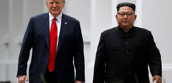 Tramp Kim Çen Inla görüşmək istəyir