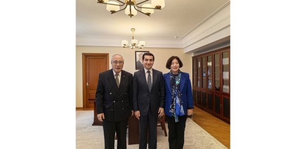 Azərbaycan-Çin əlaqələri müzakirə edilib