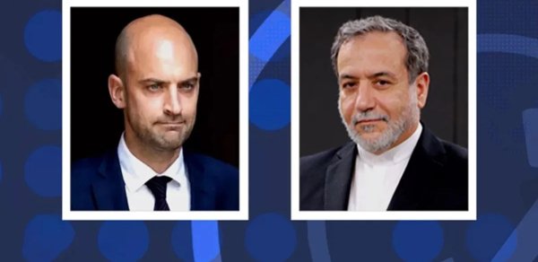 İran və Fransa XİN başçıları Hörmüz boğazına dair müzakirə aparıb