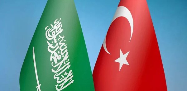 Hakan Fidan səudiyyəli həmkarı ilə müharibənin dayandırılmasını müzakirə edib