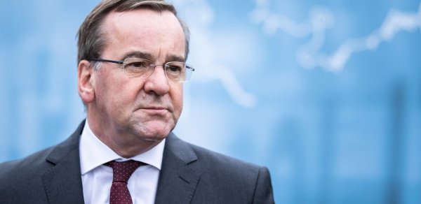 Almaniyanın müdafiə naziri ABŞ-ın İrana qarşı hərbi dəstək çağırışını rədd edib