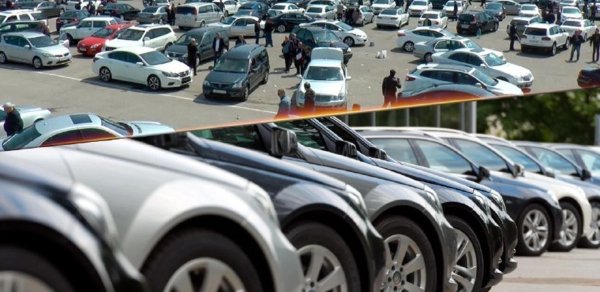 Azərbaycanda avtomobillərin qiyməti nə qədər bahalaşıb?