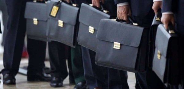 Daha bir icra hakimiyyətində kütləvi ixtisar - 54 nəfər işsiz qaldı