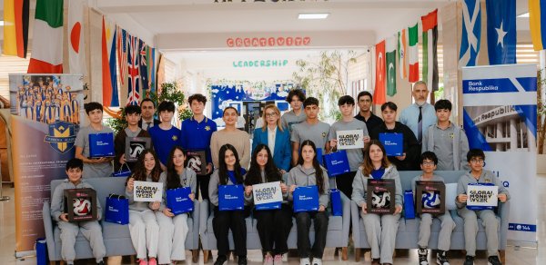 Bank Respublika Oxbridge Akademiyasında məktəblilər üçün tədbir keçirdi - FOTOLAR