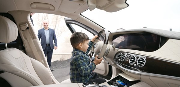 “Sənin maşınını istəyirəm...” - Azyaşlıdan Prezidentə - VİDEO