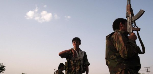 Əfqanıstan Pakistana qarşı hərbi əməliyyatları dayandırdı