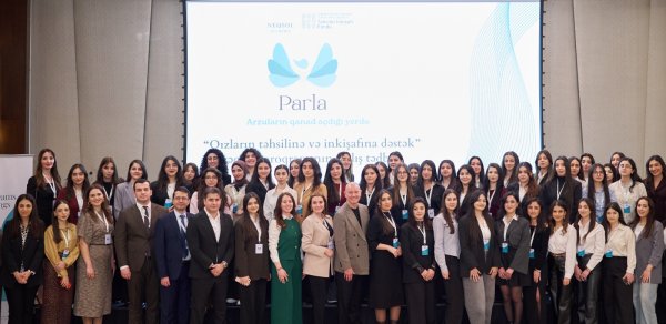 “Parla” təqaüd və inkişaf proqramına yeni qoşulan 50 tələbə qızla görüş keçirilib