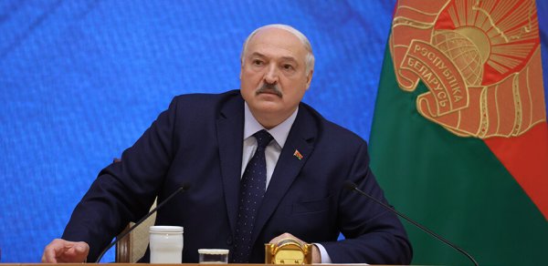 Lukaşenko özünü Trampın tərəfdarı adlandırıb