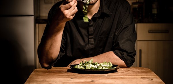 Bu 7 vərdiş ürəyə ziyandır - Əgər axşamlar edirsinizsə...