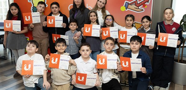 Unibank Qlobal Pul Həftəsi çərçivəsində məktəblilər üçün tədbir keçirib