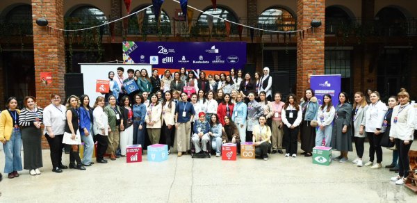 "Woman Bazaar" 5 tədbiri keçirildi