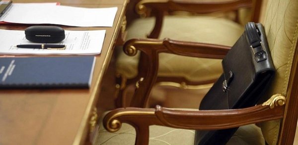 Bəzi dövlət orqanlarının rəhbər işçilərinə yeni vəzifə maaşları müəyyən edilib