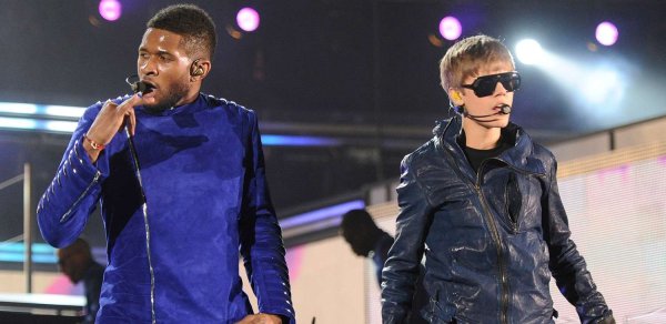 Dünya ulduzları əlbəyaxa dava etdilər