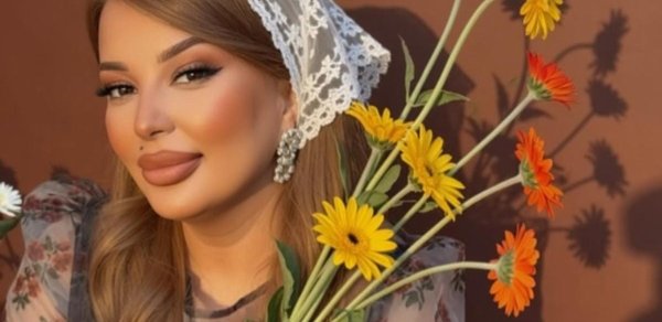 "Mən kraliçayam!" - İlahədən özünə tərif