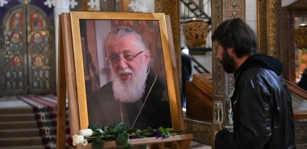 Patriarx II İliya ilə vida mərasimi keçirilir - Fotolar