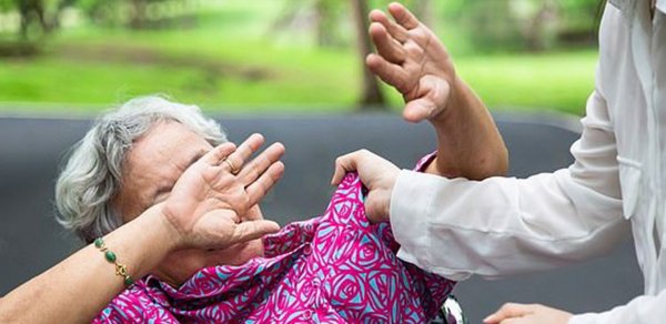 Ağdaşda 70 yaşlı qadın öldürüldü - Oğlu saxlanıldı