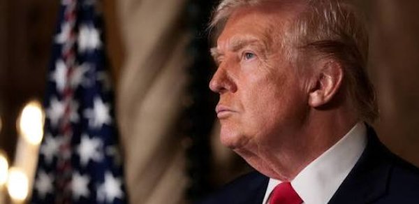 Tramp İranın enerji infrastrukturuna zərbələri beş gün təxirə salmağı tapşırıb