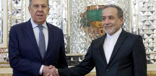 Əraqçi və Lavrov münaqişənin Xəzər dənizinə yayılmasında narahatlıqlarını bildirib