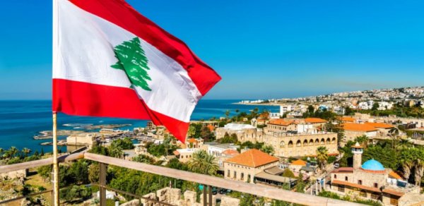 Livan İran səfirini ölkədən çıxarır