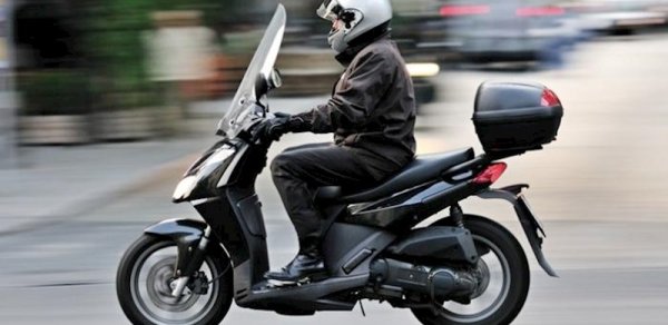 Gömrük bəyənnaməsi olmayan mopedlərin aqibəti necə olacaq? - VİDEO