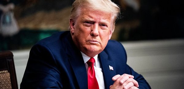 Tramp: İranda yeni lider qrupu ortaya çıxıb, bu, faktiki rejim dəyişikliyidir