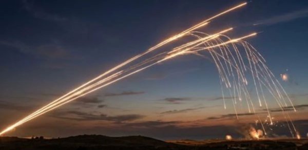 İran İsrailə qarşı yeni tip döyüş başlıqlarından istifadə etməyə başlayıb