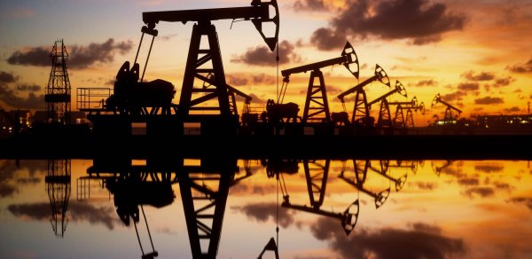 Azərbaycan nefti cüzi ucuzlaşıb