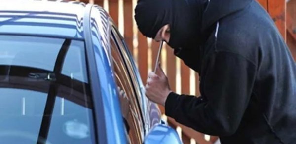 Bakıda "Porsche"dən oğurluq edən şəxs TUTULDU