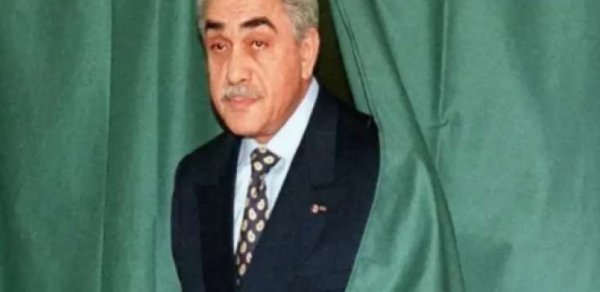 Sabiq prezident vəfat etdi