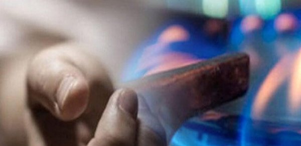 Gənc qız dəm qazından öldü