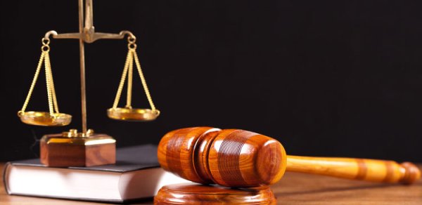 Bakıda ərini öldürməkdə təqsirləndirilən şəxsə hökm oxundu