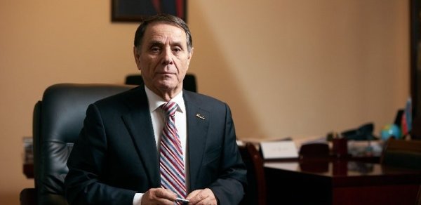 Novruz Məmmədov işindən ayrıldı - SƏBƏB