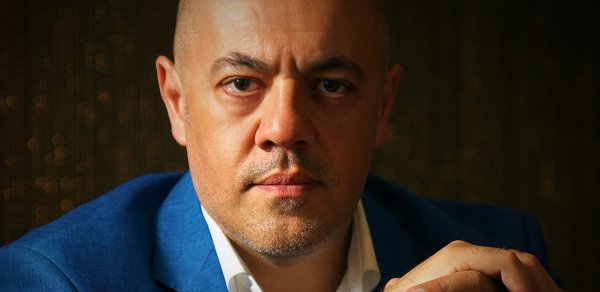 “Məni işdən çıxartmayıblar, öz istəyimlə ayrılmışam”