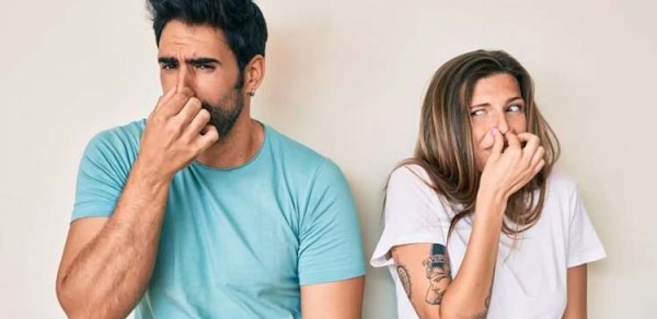 Hər gün yediyiniz qidalar bədən qoxunuzu belə dəyişir - ARAŞDIRMA