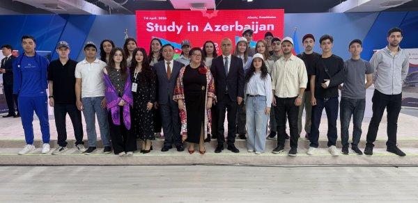 ADNSU “Study in Azerbaijan” beynəlxalq təhsil sərgisində təmsil olunub - FOTOLAR