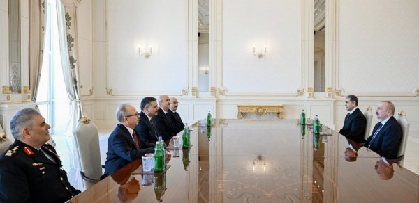 İlham Əliyev Türkiyənin daxili işlər nazirini qəbul etdi - FOTOLAR