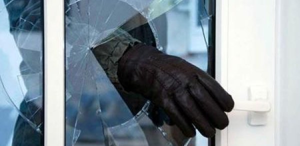 Evlərdən 10 min manatlıq oğurluq edən şəxs saxlanıldı