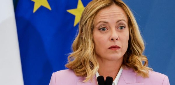 Meloni: İsraillə müdafiə müqavilələrinin avtomatik yenilənməsi dayandırılıb