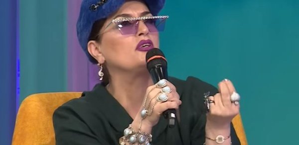 Elza onları məhkəməyə verir