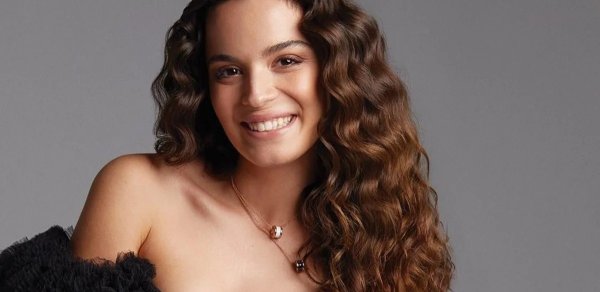 Əməliyyatda yanlışlıqla bağırsağı kəsilən aktrisanın üsyanı - Xəstəxanadan çıxa bilmirəm