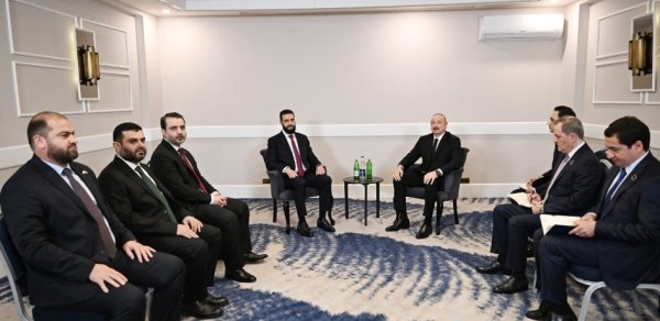 İlham Əliyev Antalyada Əhməd Əl Şaraa ilə görüşdü