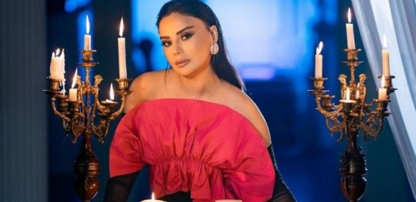 Vüsaləyə maraqlı təklif: Şeirləri albomda yer alacaq